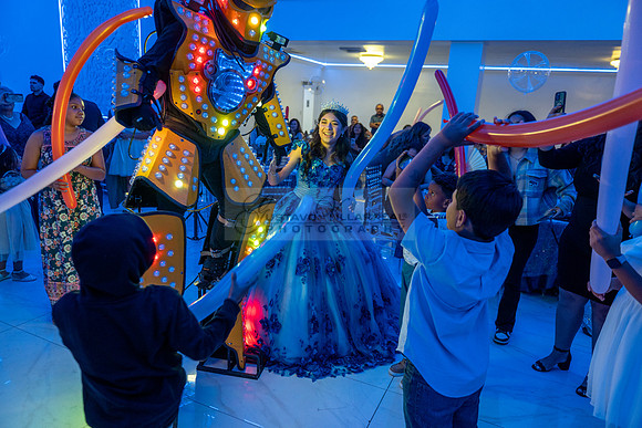 Violeta Noemi quinceanera celebration, photographer , videographer in Hacienda Heights Ca, Montebello Ca, Gustavo Villarreal Photography, 323-633-8283, www.gvphotoandvideo.com