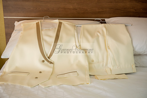 323-633-8283, Elizabeth and Nery wedding celebrations, photograp