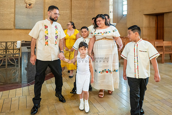 Baptism photographer, videographer at Cathedral of our Lady of Angeles in Los Angeles Ca. Gustavo Villarreal Photography, 323-633-8283, www.gvphotoandvideo.com