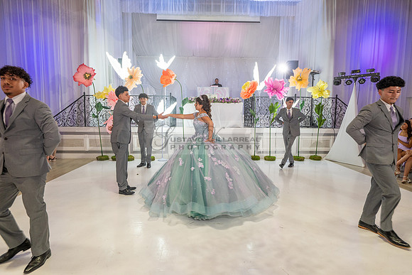 LINK #2-Janelle Ornelas, Sweet Sixteen, quinceanera, celebration at El Palacio Hall in south El Monte Ca, Gustavo Villarreal Photography, 323-633-8283, www.gvphotoandvideo.com