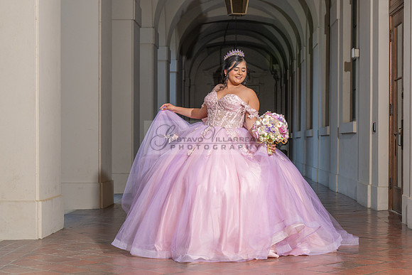 Camila Pacheco quinceanera, sweet 16, photo session in Pasadena City Hall in Pasadena California, photography and videography by Gustavo Villarreal photographer, 323-633-8283, www.gvphotoandvideo.com
