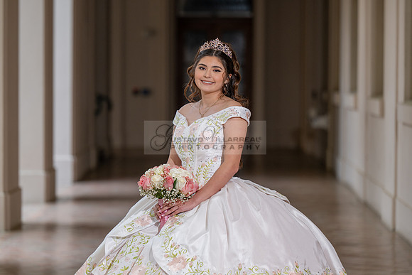 Natalie Gutierrez quinceañera photoshoot at the beautiful and historic place in Pasadena Ca. wedding and sweet 16th Photographer Gustavo Villarreal, 323-633-8283