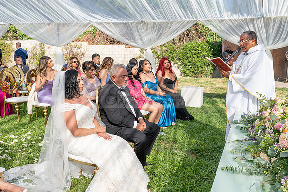 Gloria y Jose Luis Engagement photos en el rancho, caballos, Novias, La Puente Ca, 323-633-8283, www.gvphotoandvideo.com
