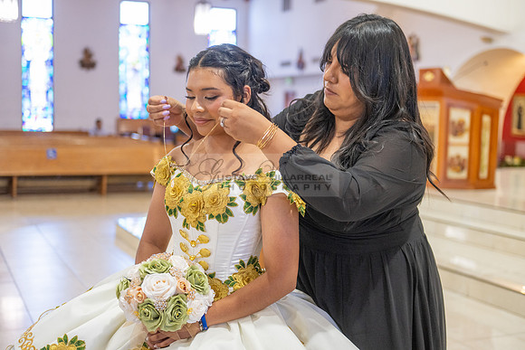 Arianna Tejada quinceanera celebration, photography, videography at Our lady of Guadalupe in El Monte Ca, Fiesta Mexican banquet Hall Montclair Ca, Gustavo Villarreal photo and video, 323-633-8283, ww