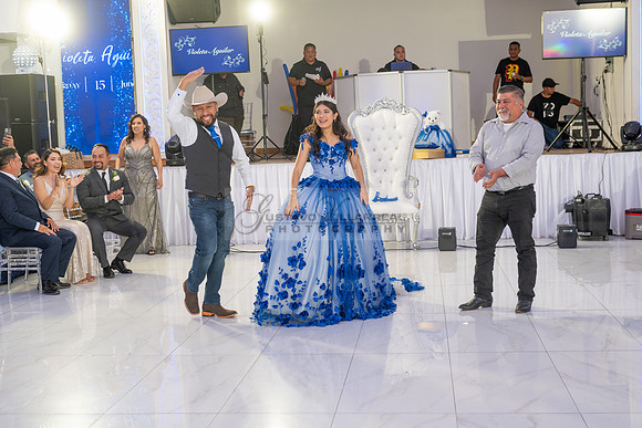 Violeta Noemi quinceanera celebration, photographer , videographer in Hacienda Heights Ca, Montebello Ca, Gustavo Villarreal Photography, 323-633-8283, www.gvphotoandvideo.com