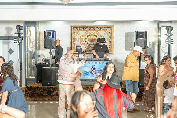 Arianna Tejada quinceanera celebration, photography, videography at Our lady of Guadalupe in El Monte Ca, Fiesta Mexican banquet Hall Montclair Ca, Gustavo Villarreal photo and video, 323-633-8283, ww