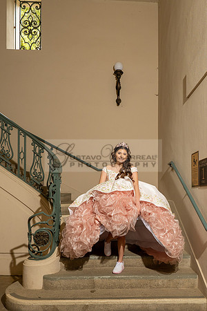 Natalie Gutierrez quinceañera photoshoot at the beautiful and historic place in Pasadena Ca. wedding and sweet 16th Photographer Gustavo Villarreal, 323-633-8283