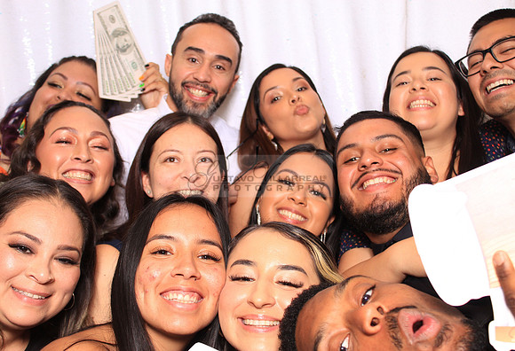 Stephanie and Albert wedding celebration, photo booth in Redondo Beach Ca, Gustavo Villarreal Photography, 323-633-8283, www.gvphotoandvideo.com