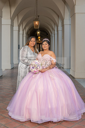 Camila Pacheco quinceanera, sweet 16, photo session in Pasadena City Hall in Pasadena California, photography and videography by Gustavo Villarreal photographer, 323-633-8283, www.gvphotoandvideo.com