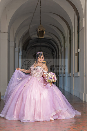 Camila Pacheco quinceanera, sweet 16, photo session in Pasadena City Hall in Pasadena California, photography and videography by Gustavo Villarreal photographer, 323-633-8283, www.gvphotoandvideo.com