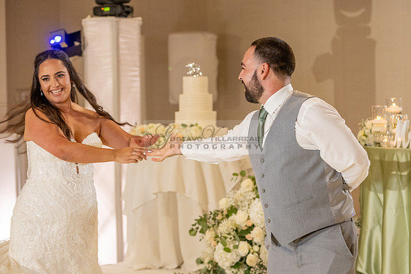 LINK-#1-Stephanie and Albert wedding photography, celebration at Sonesta Redondo Beach and Marina in Redondo Beach Ca, photographer, videographer, Gustavo Villarreal, 323-633-8283, www.gvphotoandvideo