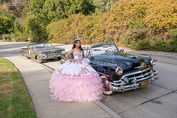 Calilea Rodriguez quinceanera photo soot, photography at Penn Park in Whittier Ca, Gustavo Villarreal Photographer, videographer, 323-633-8283, www.gvphotoandvideo.com