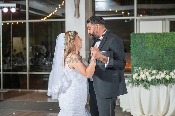 Alberto y Lourdes wedding celebration, photographer, videographer at Rio Hondo country Club in Downey Ca. Gustavo Villarreal photography, 323-633-8283, www.gvphotoandvideo.com