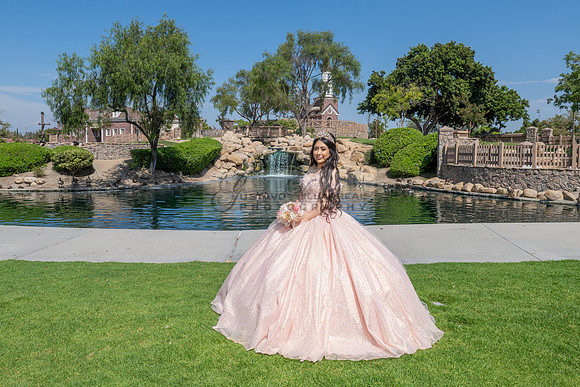 Grace Navarrete quinceanera photography, videography session at Heritage Park in Cerritos Ca, Gustavo Villarreal Photography, 323-633-8283, www.gvphotoandvideo.com