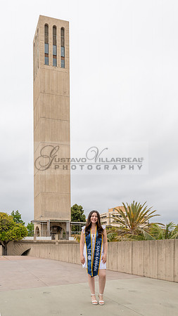 Lauren Berry graduation photos, portraits at UCSB Santa Barbara Ca. Gustavo Villarreal Photography, 323-633-8283