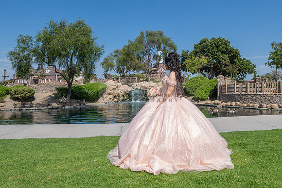 Grace Navarrete quinceanera photography, videography session at Heritage Park in Cerritos Ca, Gustavo Villarreal Photography, 323-633-8283, www.gvphotoandvideo.com