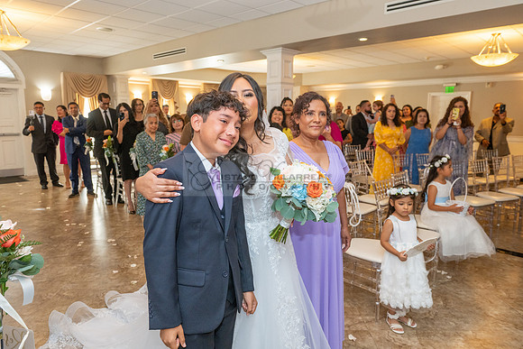 Juan and Kenia wedding celebration, reception at The White House banquet Hall in Anaheim Ca, photography and videography by Gustavo Villarreal Photographer, 323-633-8283, www.gvphotoandvideo.com