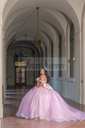 Camila Pacheco quinceanera, sweet 16, photo session in Pasadena City Hall in Pasadena California, photography and videography by Gustavo Villarreal photographer, 323-633-8283, www.gvphotoandvideo.com