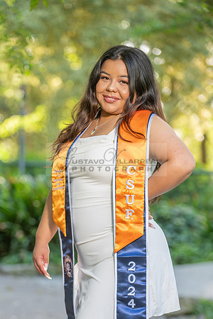 Melanie graduation photographer CSUF, California State University Fullerton, Whittier Ca, Gustavo Villarreal Photography, 323-633-8283, www.gvphotoandvideo.com