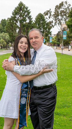 Lauren Berry graduation photos, portraits at UCSB Santa Barbara Ca. Gustavo Villarreal Photography, 323-633-8283