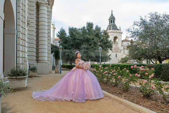 Camila Pacheco quinceanera, sweet 16, photo session in Pasadena City Hall in Pasadena California, photography and videography by Gustavo Villarreal photographer, 323-633-8283, www.gvphotoandvideo.com