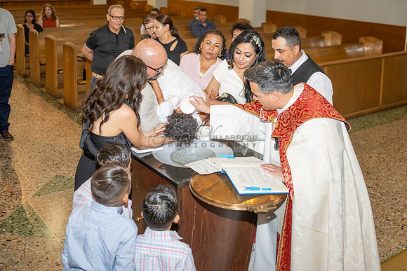 Nazareth Bautizo fotografias y videos en Whittier Ca, reception at Grand premier Banquet hall in Gardena Ca. Gustavo Villarreal photographer 323-633-8283, www.gvphotoandvideo.com