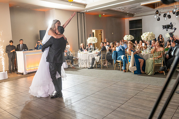 Alberto y Lourdes wedding celebration, photographer, videographer at Rio Hondo country Club in Downey Ca. Gustavo Villarreal photography, 323-633-8283, www.gvphotoandvideo.com