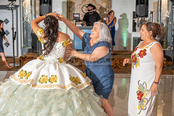 Arianna Tejada quinceanera celebration, photography, videography at Our lady of Guadalupe in El Monte Ca, Fiesta Mexican banquet Hall Montclair Ca, Gustavo Villarreal photo and video, 323-633-8283, ww
