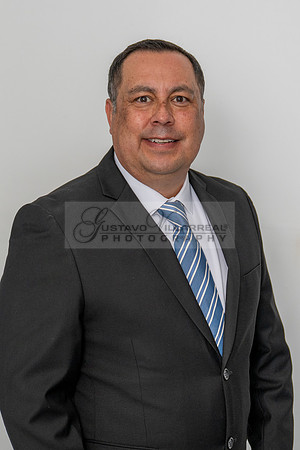 Jose Mireles Business Headshots, corporate, realtor, in Whittier California, Gustavo Villarreal photography, 323-633-8283