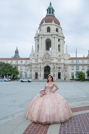 Ximena Alessandra quinceanera photos, videos, photographer, videographer in Pasadena City Hall California, Gustavo Villarreal Photography, 323-633-8283, www.gvphotoandvideo.com