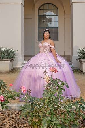 Camila Pacheco quinceanera, sweet 16, photo session in Pasadena City Hall in Pasadena California, photography and videography by Gustavo Villarreal photographer, 323-633-8283, www.gvphotoandvideo.com