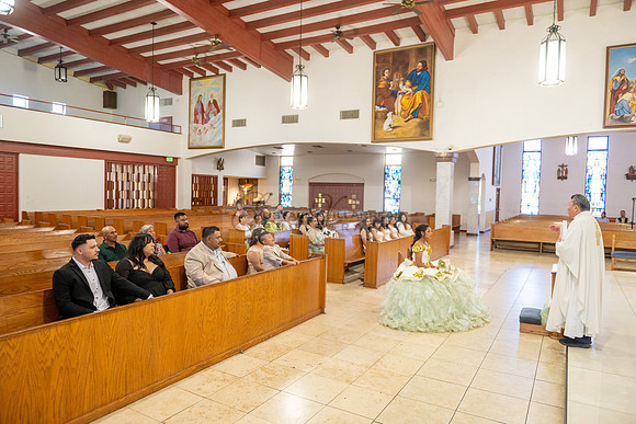 Arianna Tejada quinceanera celebration, photography, videography at Our lady of Guadalupe in El Monte Ca, Fiesta Mexican banquet Hall Montclair Ca, Gustavo Villarreal photo and video, 323-633-8283, ww