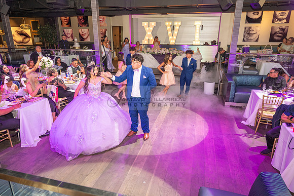 Leah Torres quinceanera celebration, reception, photography, videography, reception, Quiet Cannon Banquet Hall in the city of Montebello Ca, Gustavo Villarreal photographer, 323-633-8283, www.gvphotoa