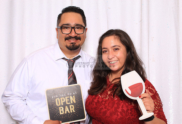 Stephanie and Albert wedding celebration, photo booth in Redondo Beach Ca, Gustavo Villarreal Photography, 323-633-8283, www.gvphotoandvideo.com