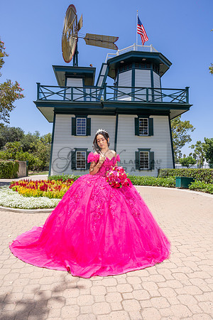 Samantha Rodriguez quinceanera celebration, photography, video at Heritage Park in Pico Rivera Ca. Bellflower, Santa Ana, Gustavo Villarreal photography, 323-633-8283, www.gvphotoandvideo.com