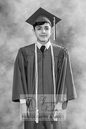 Graduation photo session in Whittier Ca, 323-633-8283, www.gustavovillarreal.com