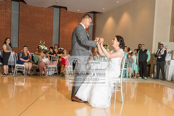 EVELIA Y JUAN weddings photography and video at St Joseph Catholic church in Hawthorne Ca, Reception venues at Temple of Emanuel of beberly hills Ca,  www.gustavovillarreal.com, 323-633-8283