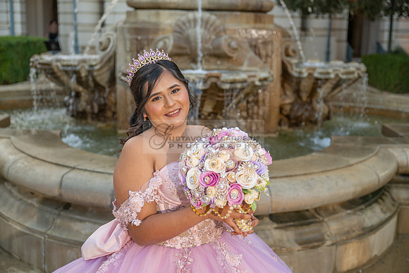 Camila Pacheco quinceanera, sweet 16, photo session in Pasadena City Hall in Pasadena California, photography and videography by Gustavo Villarreal photographer, 323-633-8283, www.gvphotoandvideo.com