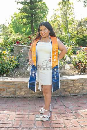 Melanie graduation photographer CSUF, California State University Fullerton, Whittier Ca, Gustavo Villarreal Photography, 323-633-8283, www.gvphotoandvideo.com