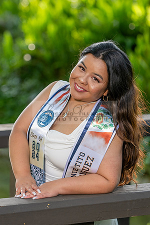 Melanie graduation photographer CSUF, California State University Fullerton, Whittier Ca, Gustavo Villarreal Photography, 323-633-8283, www.gvphotoandvideo.com