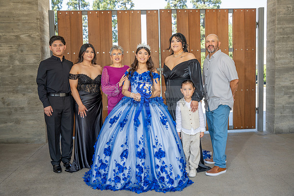 Violeta Noemi quinceanera celebration, photographer , videographer in Hacienda Heights Ca, Montebello Ca, Gustavo Villarreal Photography, 323-633-8283, www.gvphotoandvideo.com