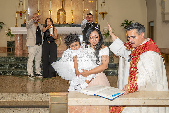 Nazareth Bautizo fotografias y videos en Whittier Ca, reception at Grand premier Banquet hall in Gardena Ca. Gustavo Villarreal photographer 323-633-8283, www.gvphotoandvideo.com