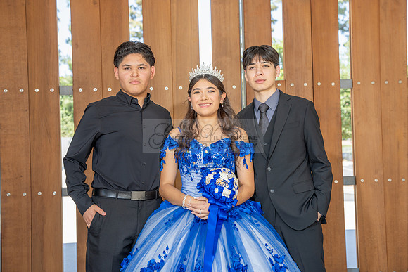 Violeta Noemi quinceanera celebration, photographer , videographer in Hacienda Heights Ca, Montebello Ca, Gustavo Villarreal Photography, 323-633-8283, www.gvphotoandvideo.com