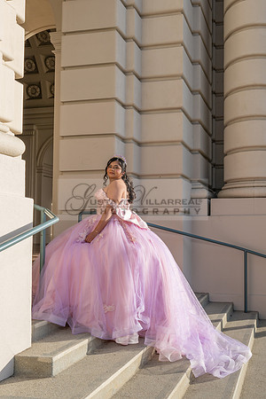 Camila Pacheco quinceanera, sweet 16, photo session in Pasadena City Hall in Pasadena California, photography and videography by Gustavo Villarreal photographer, 323-633-8283, www.gvphotoandvideo.com