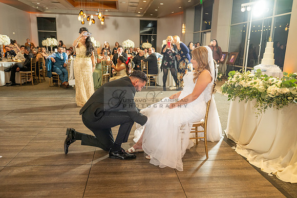 Alberto y Lourdes wedding celebration, photographer, videographer at Rio Hondo country Club in Downey Ca. Gustavo Villarreal photography, 323-633-8283, www.gvphotoandvideo.com