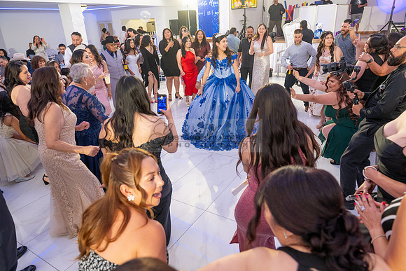 Violeta Noemi quinceanera celebration, photographer , videographer in Hacienda Heights Ca, Montebello Ca, Gustavo Villarreal Photography, 323-633-8283, www.gvphotoandvideo.com