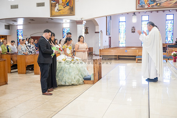 Arianna Tejada quinceanera celebration, photography, videography at Our lady of Guadalupe in El Monte Ca, Fiesta Mexican banquet Hall Montclair Ca, Gustavo Villarreal photo and video, 323-633-8283, ww