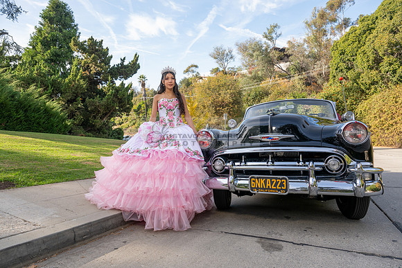 Calilea Rodriguez quinceanera photo soot, photography at Penn Park in Whittier Ca, Gustavo Villarreal Photographer, videographer, 323-633-8283, www.gvphotoandvideo.com