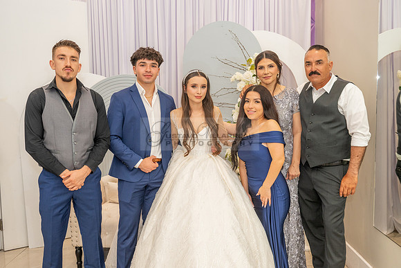 Camila Campa quinceanera, sweet 16, celebration at Elite Banquet Hall in Maywood Ca, Huntington Park Ca, by Gustavo Villarreal Photography, videography 323-633-8283, www.gustavovillarreal.com