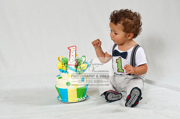 Baby and family pictures in Montebello, by Gustavo Villarreal Pr